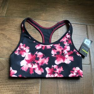 Old Navy Active sports bra size XS